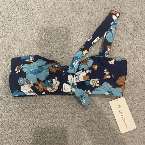 New With Tags! For Love & Lemons Magnolia Bandeau Top In Midnight Blossom - Picture 5 of 7